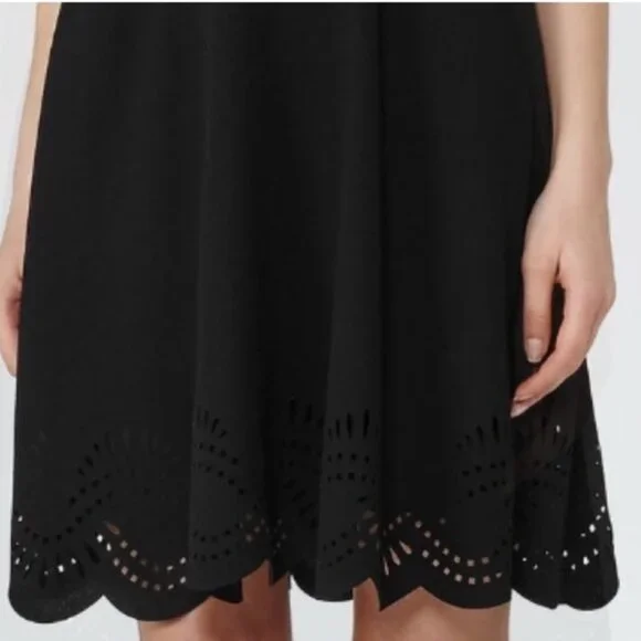 Reiss Kathy Black Laser Cut Out Scalloped Knee Length Short Cap Sleeve Dress 2 - Picture 4 of 5